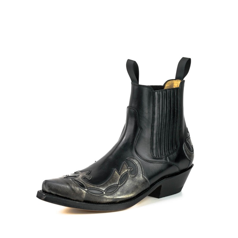 Mayura Boots 1931 in Milanelo Bone / Pull Oil Negro | The House of the Boot